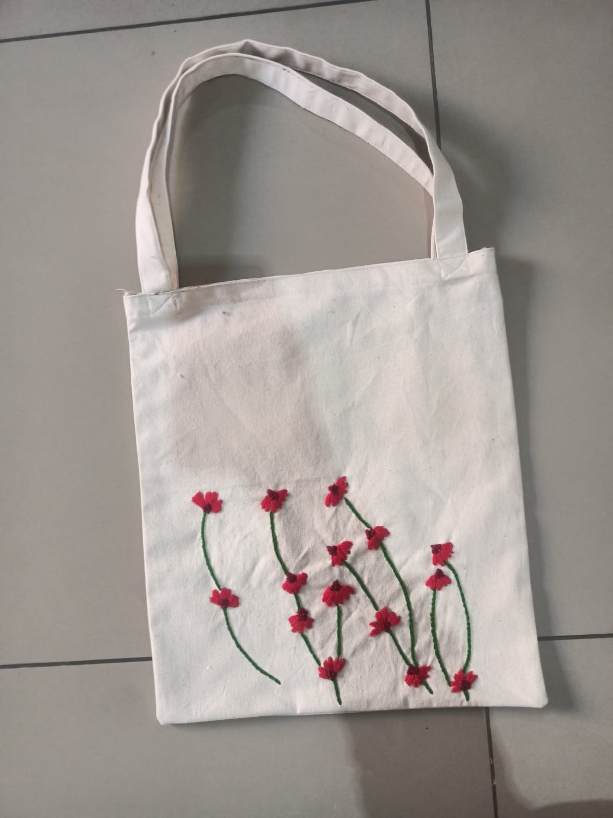 Tote Bags Crafted with Yarn